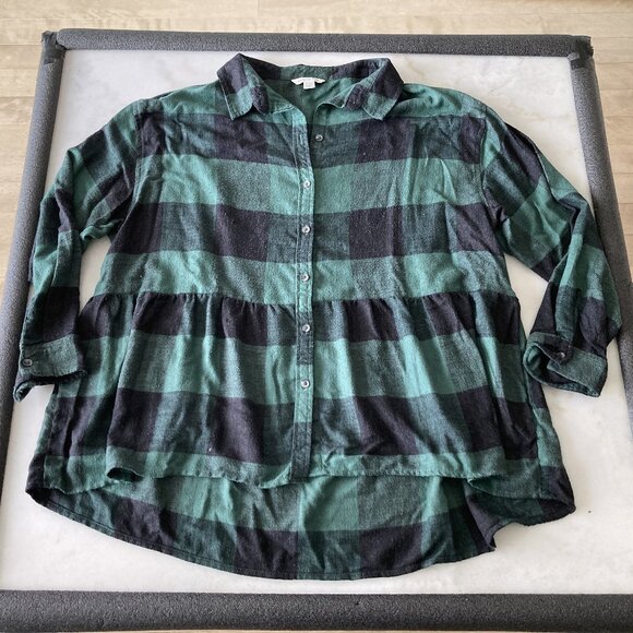 American Eagle Outfitters green plaid flannel button down shirt / top oversized - Picture 3 of 11